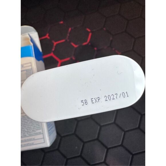 belif Aqua Bomb Glow Sun Stick SPF 50 18g - Picture 3 of 7